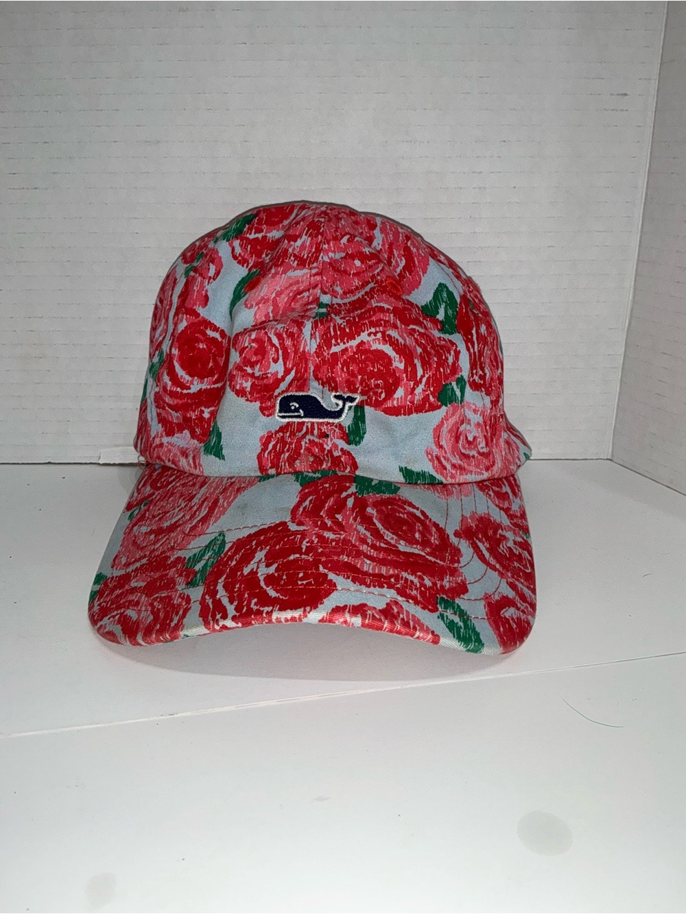 Authentic, rare Vineyard Vines x Kentucky Derby collaboration baseball cap.